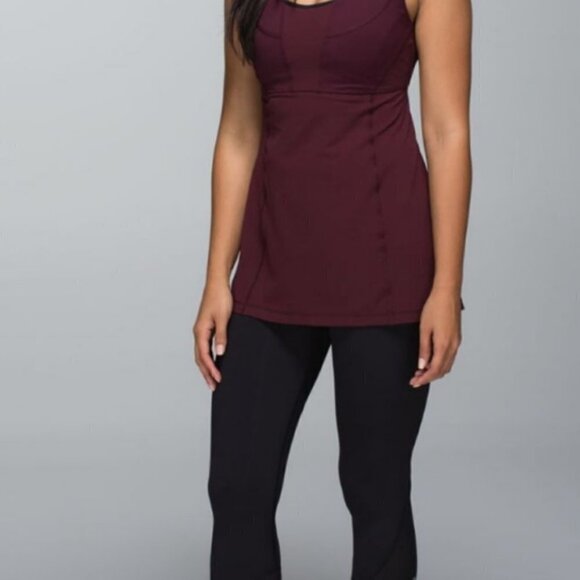 Lululemon Wrapper's Delight Tank Size 4 - Picture 3 of 3